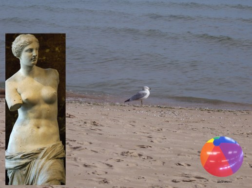 venus-de-milo-on-the-beach-with-ball